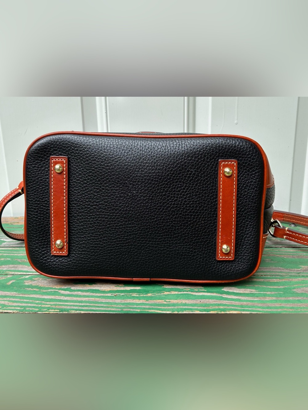 Dooney & Bourke Leather Pebble Grain Domed Satchel Shoulder Bag Black Brown - Picture 9 of 16
